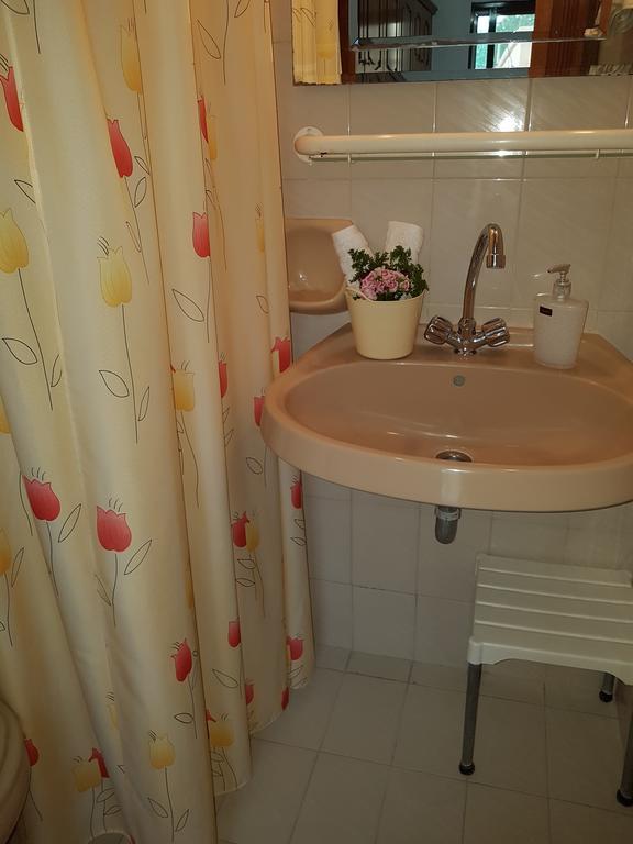 Triple Room,410816922:JPEG