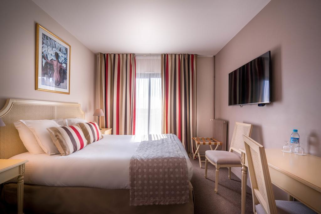 Chambre Lit Queen-Size Standard - Non-Fumeurs
