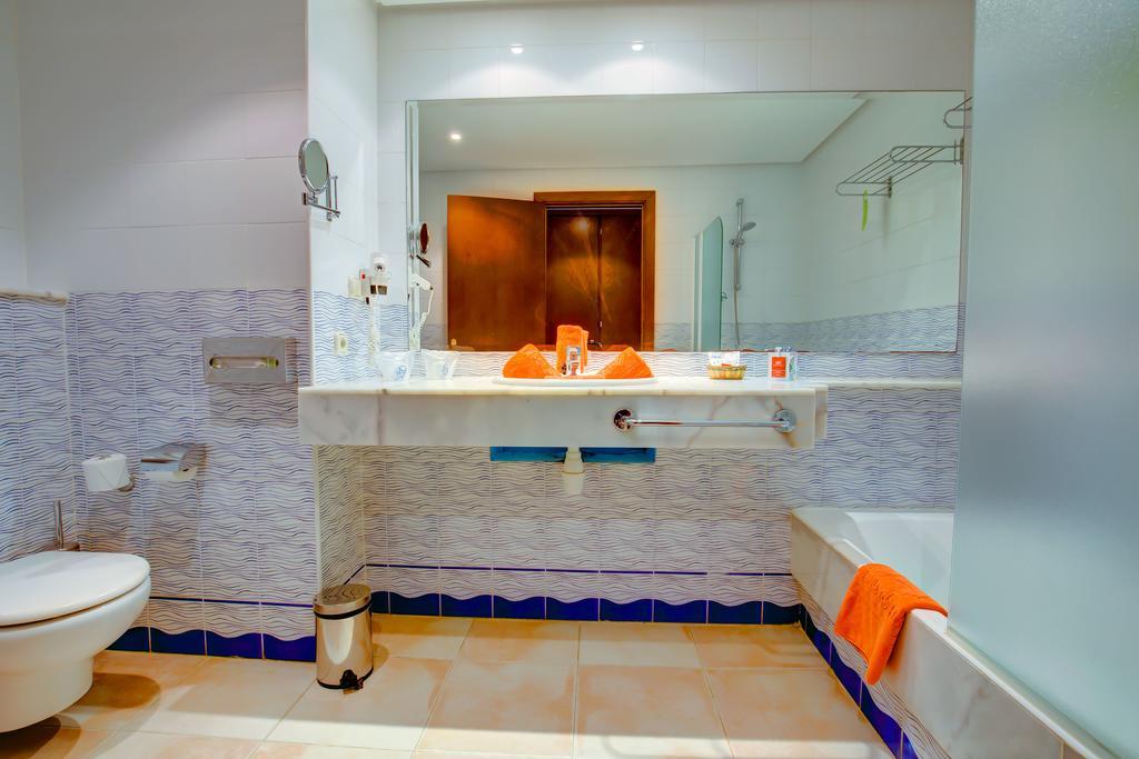 Suite Junior (2 Adultes + 1 Enfant)
