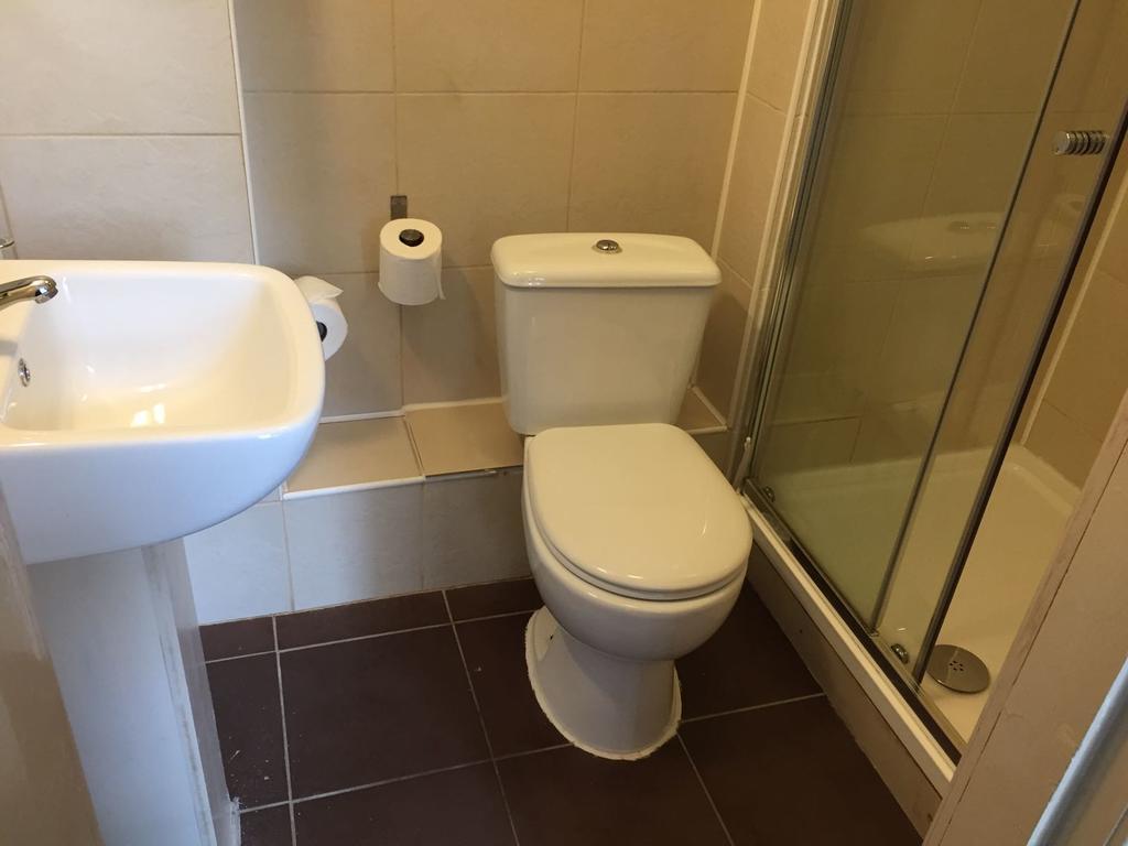 Family Room,401763321:JPEG