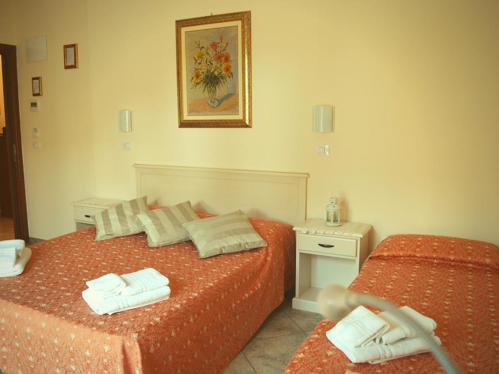 Dreibettzimmer