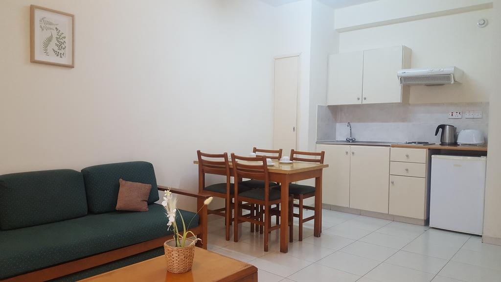 One-Bedroom Apartment,644285532:JPEG