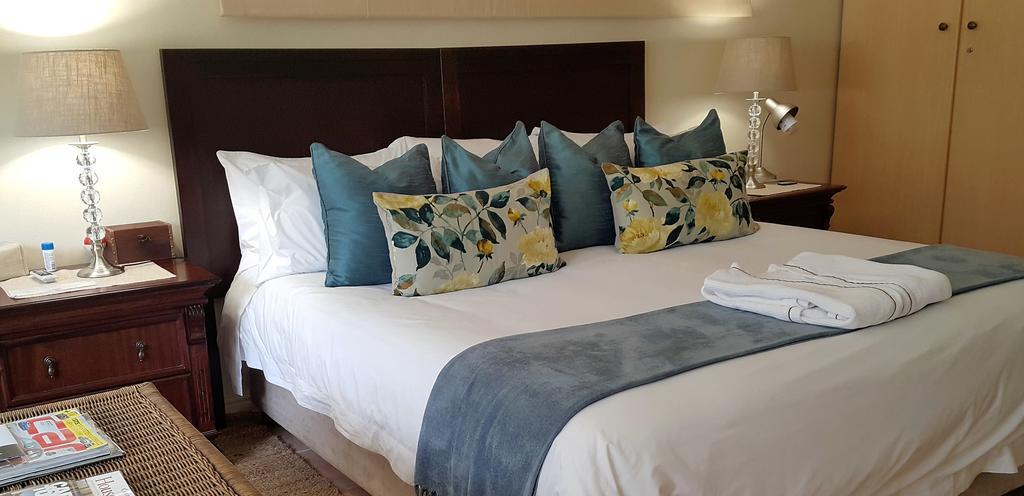Large Luxury Double or Twin Room Mountain View,706820992:JPEG