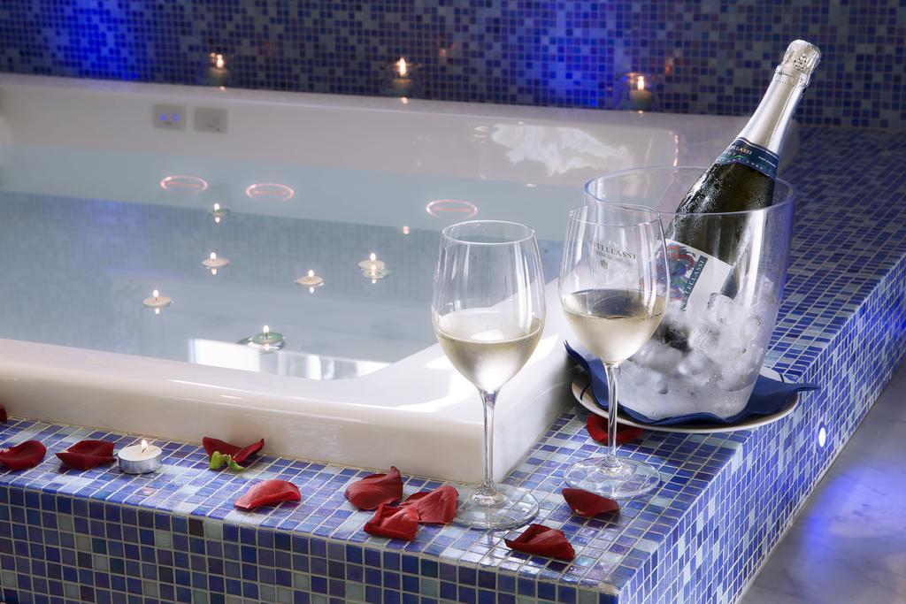 King Suite with Spa Bath