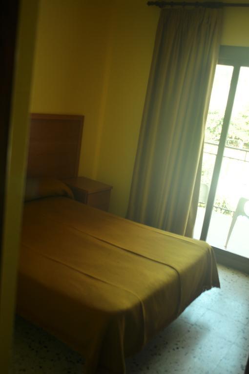 Economy Single Room,1207851778:JPEG