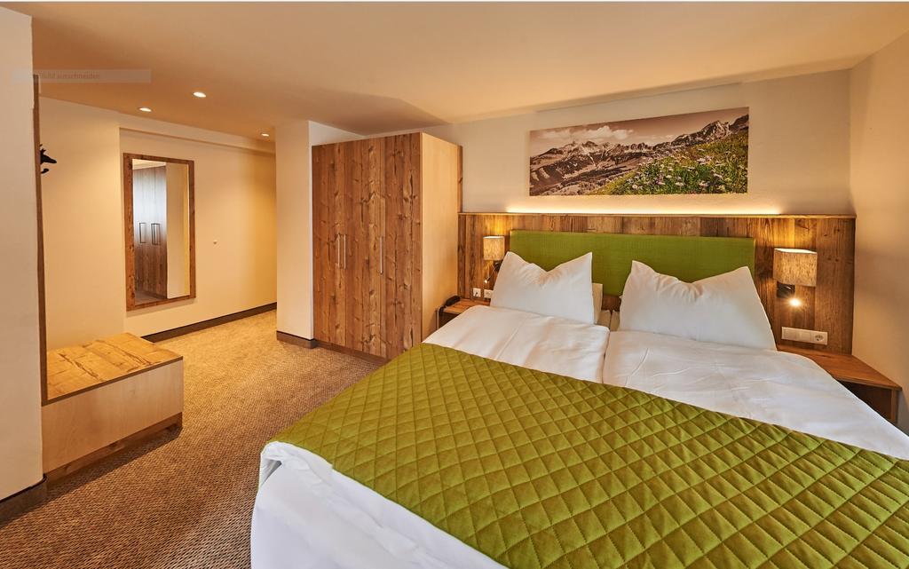 Dreibettzimmer