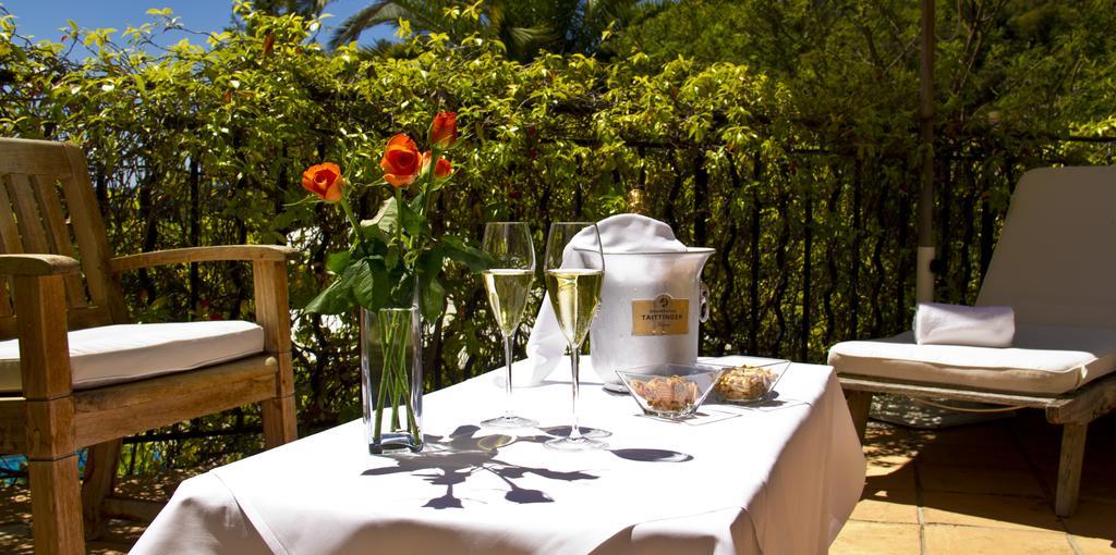 Suite Junior avec Terrasse et Piscine