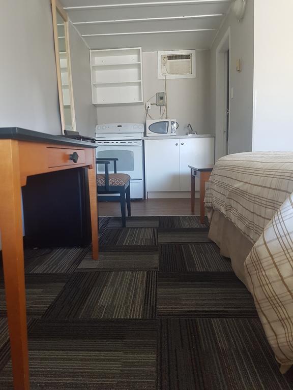 Standard Queen Room with Kitchenette