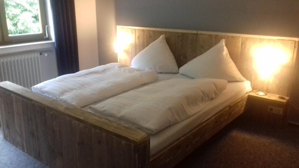 Großes Doppelzimmer