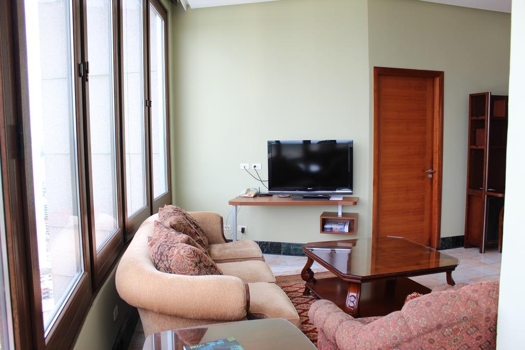 Three-Bedroom Penthouse Suite,706501516:JPEG