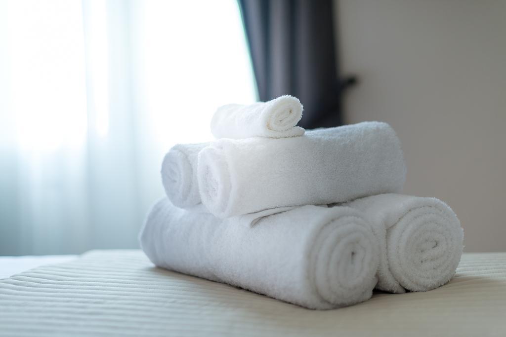 Deluxe Suite with Balcony and Acropolis View