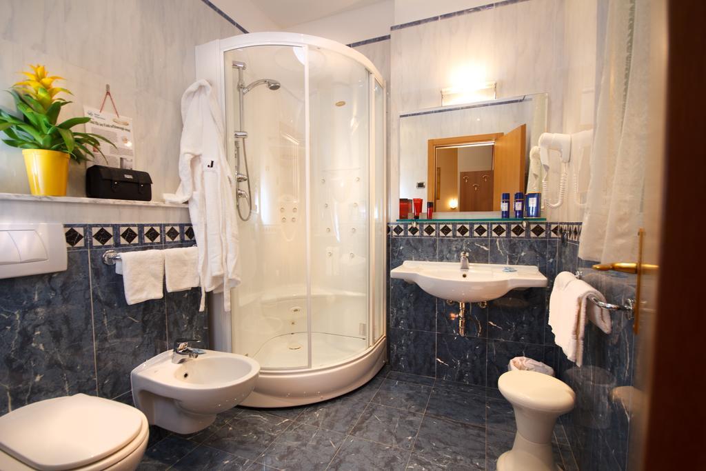Superior Quadruple Room