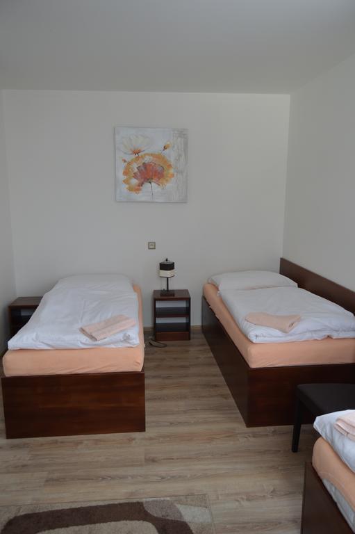 Classic Quadruple Room