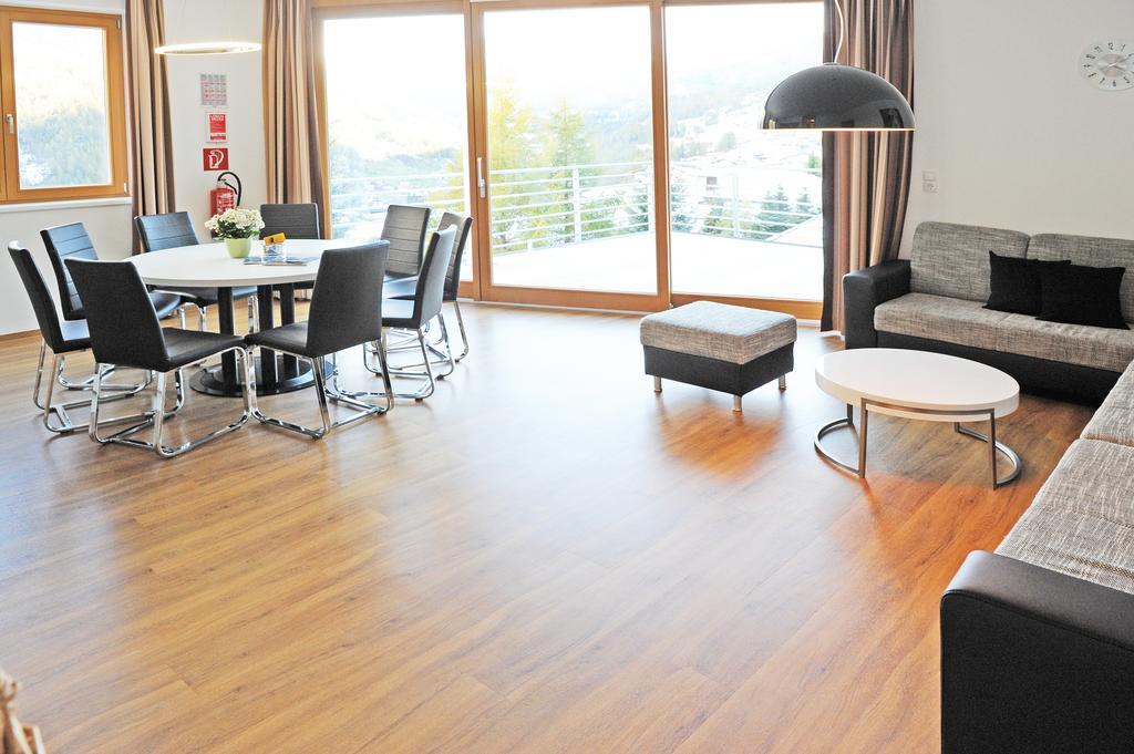Appartement met 4 Slaapkamers en Terras