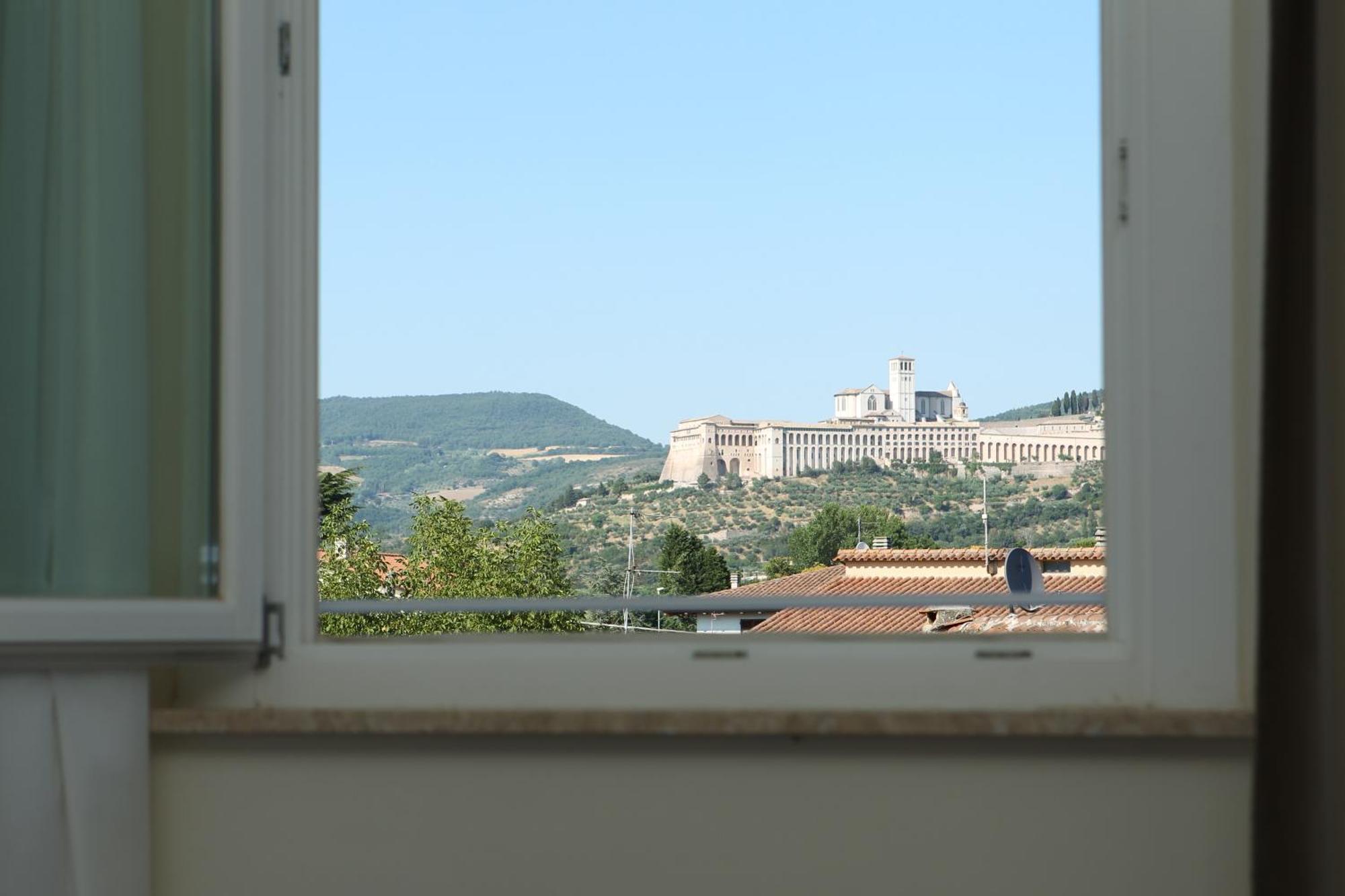 Junior Suite with City View