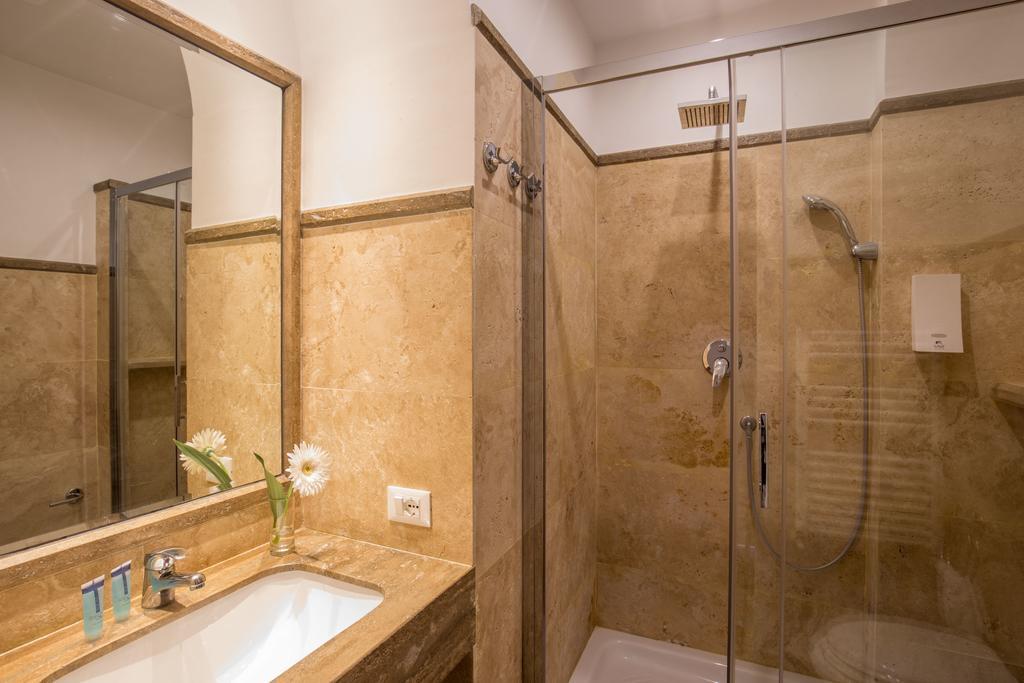 Two-Bedroom Apartment,414841692:JPEG