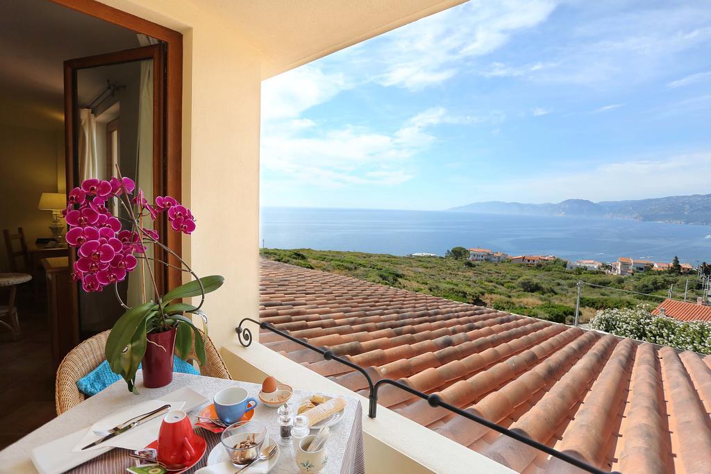 Superior Triple Room with Sea View