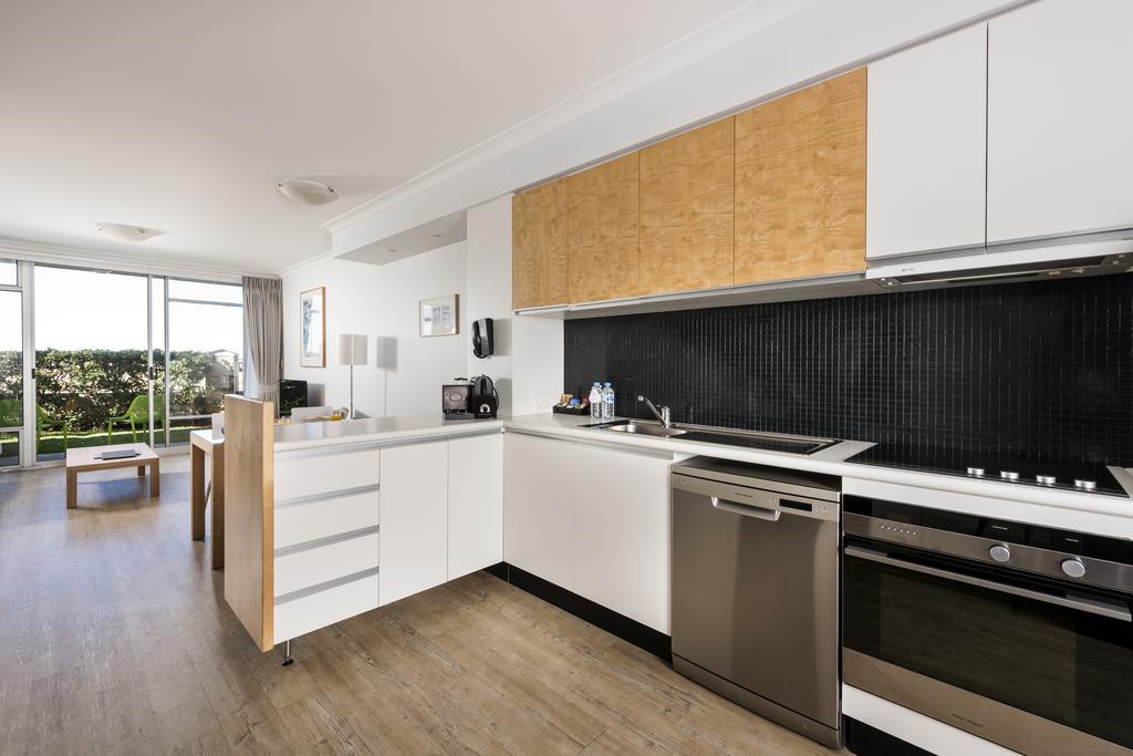 Executive Two-Bedroom Apartment with Harbor View