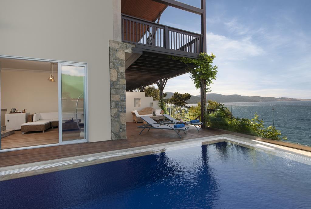 Suite Private Pool,416095365:JPEG
