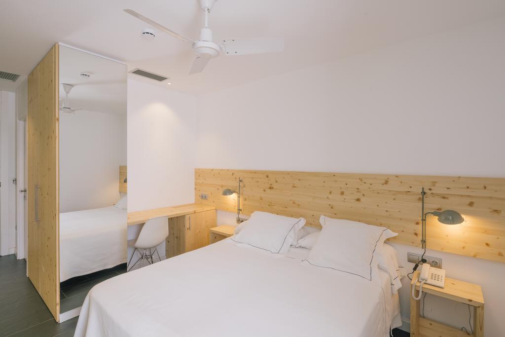 Small Double or Twin Room