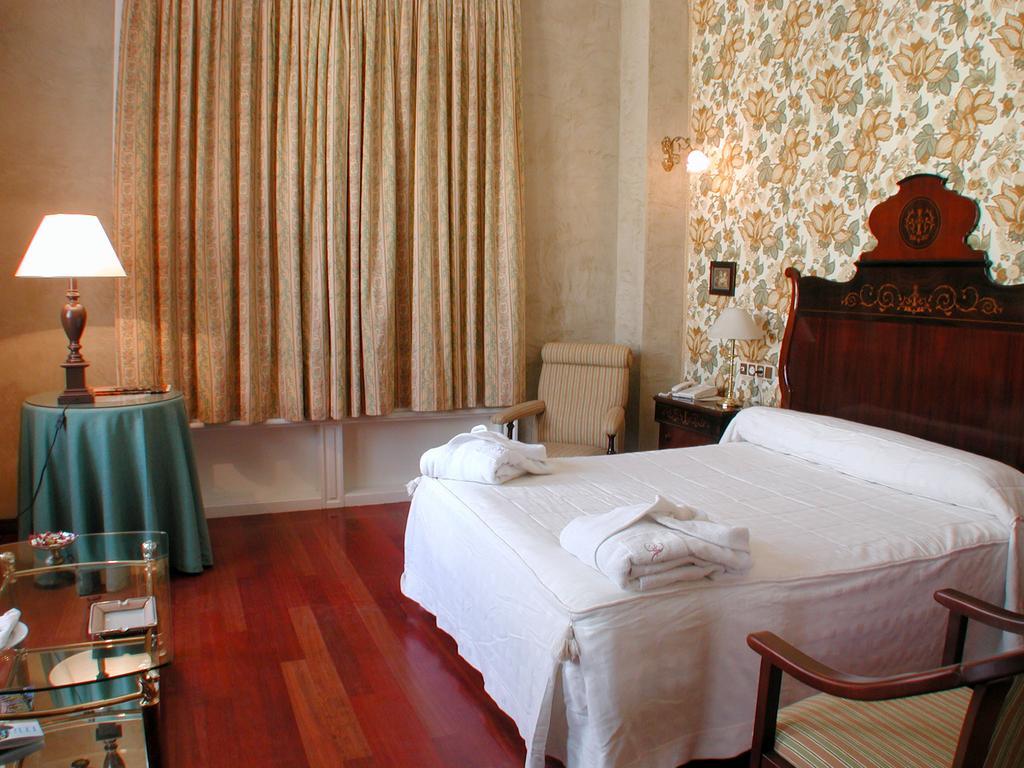 Chambre Double ou Lits Jumeaux