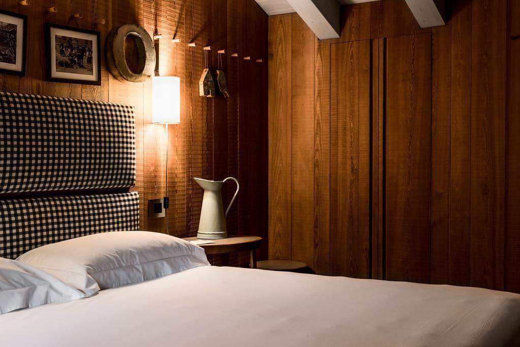 Chambre Double avec Petit Lit Double