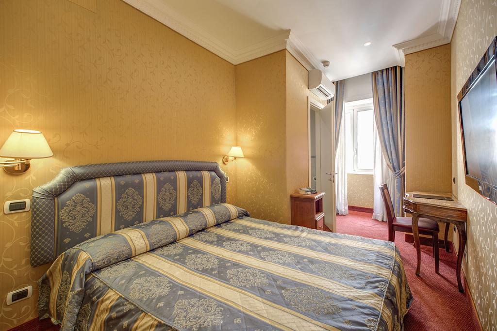 Standard Double Room,422154093:JPEG