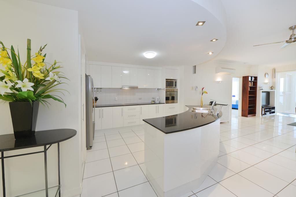 Three-Bedroom Apartment with Ocean View