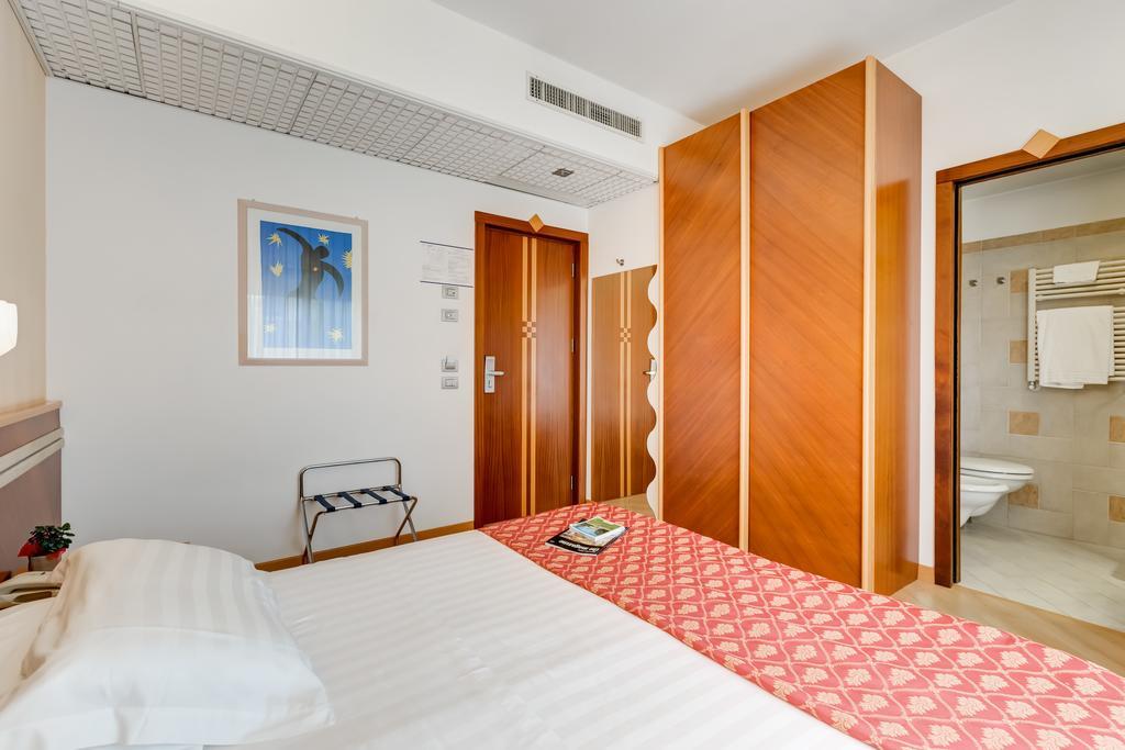 Superior Triple Room with Sea View