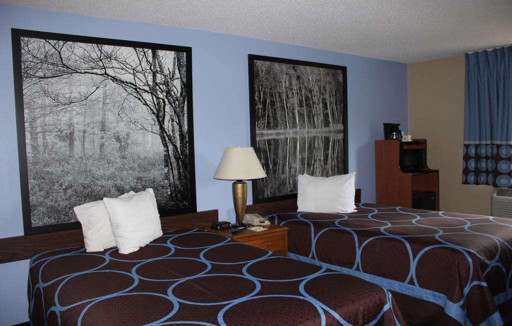 Double Room Two Double Beds Non-Smoking