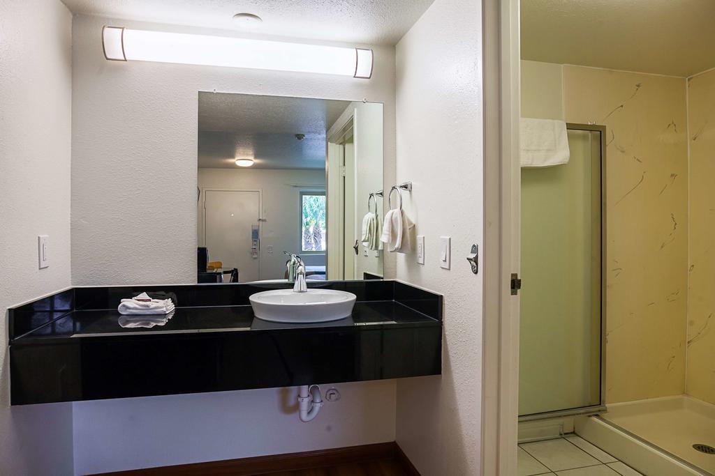 Quadruple Room Non-Smoking