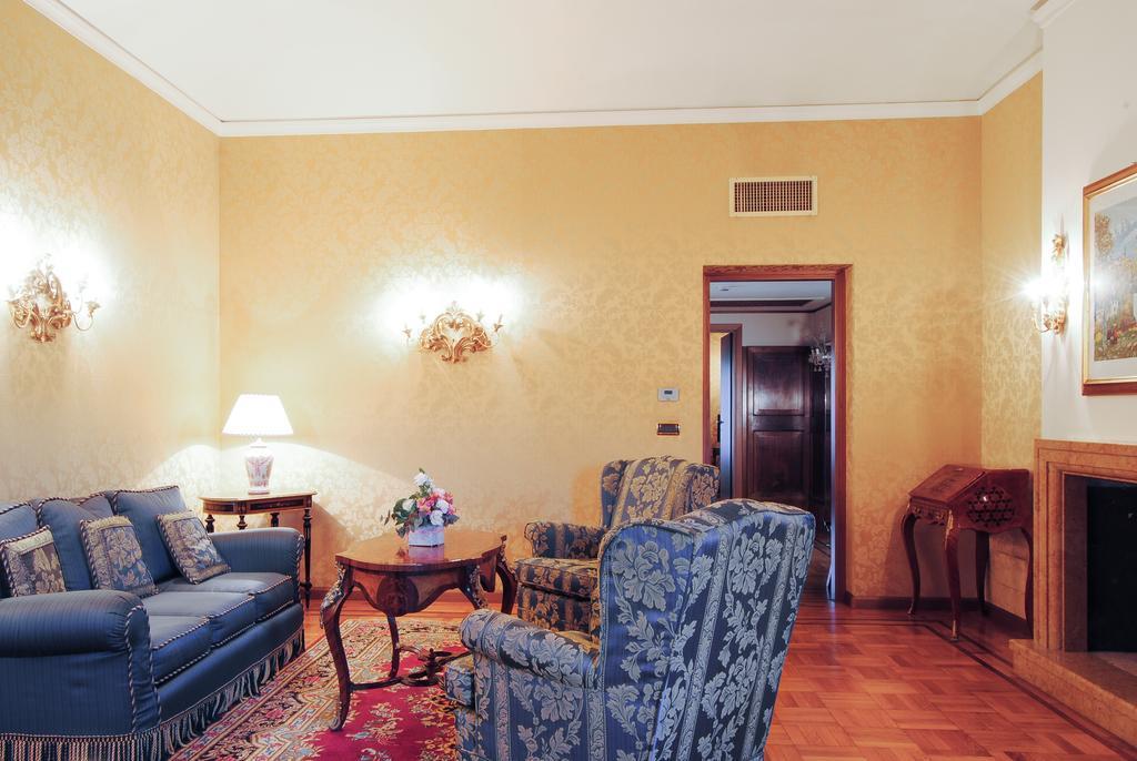 Presidential Suite