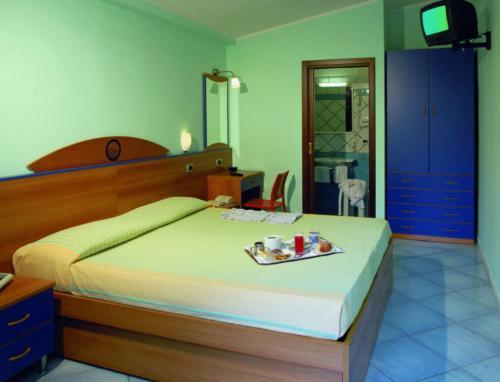 Superior Triple Room with Sea View