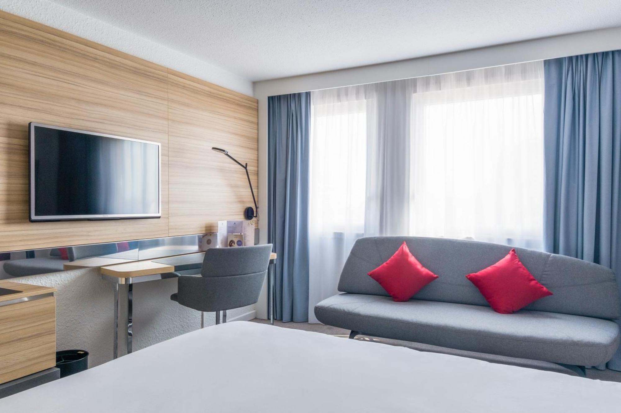 Superior Double Room with Sofa
