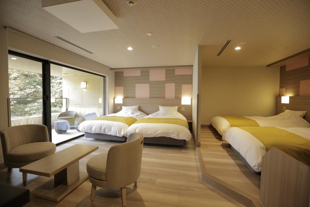 Quadruple Room with Semi Open-Air Bath
