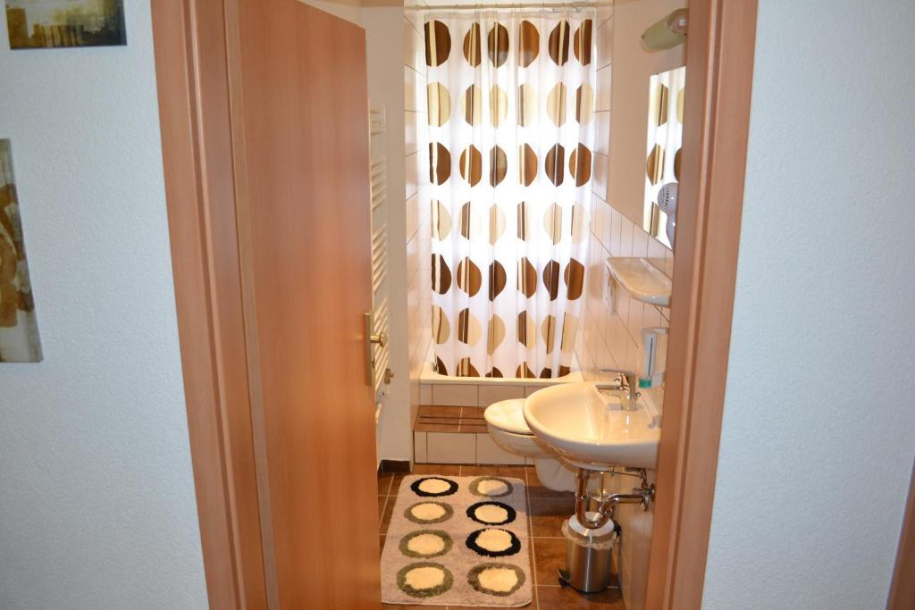 Standard Doppelzimmer mit eigenem Bad