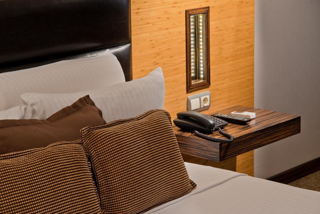 Corner Room