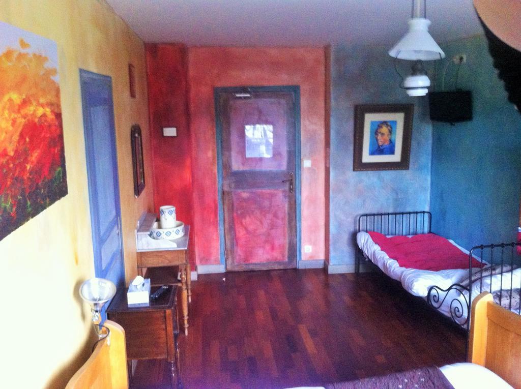 Triple Room Private External Bathroom