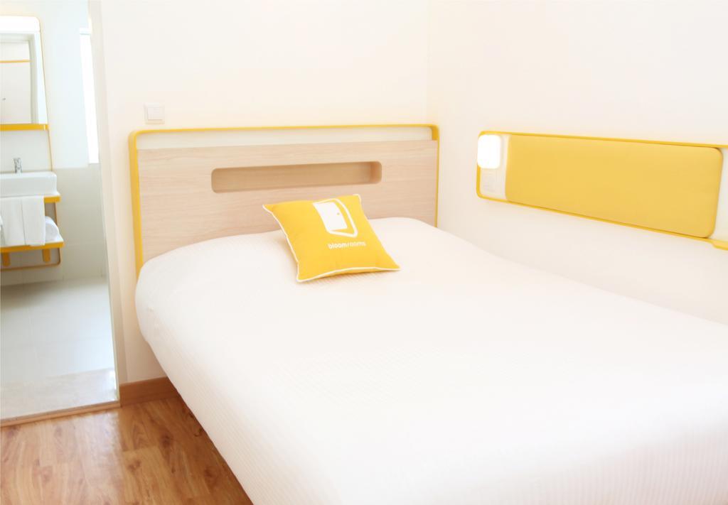 Value Single Room