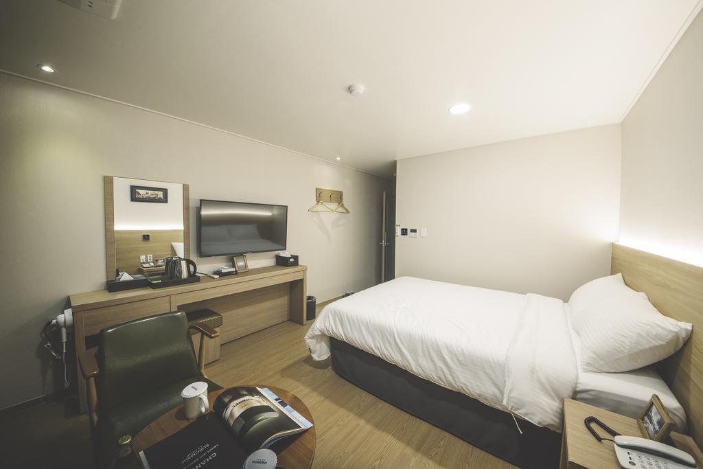 Deluxe Double Room with Sea View