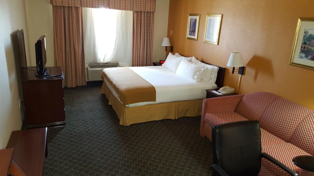 King Room - Disability Access/Non-Smoking