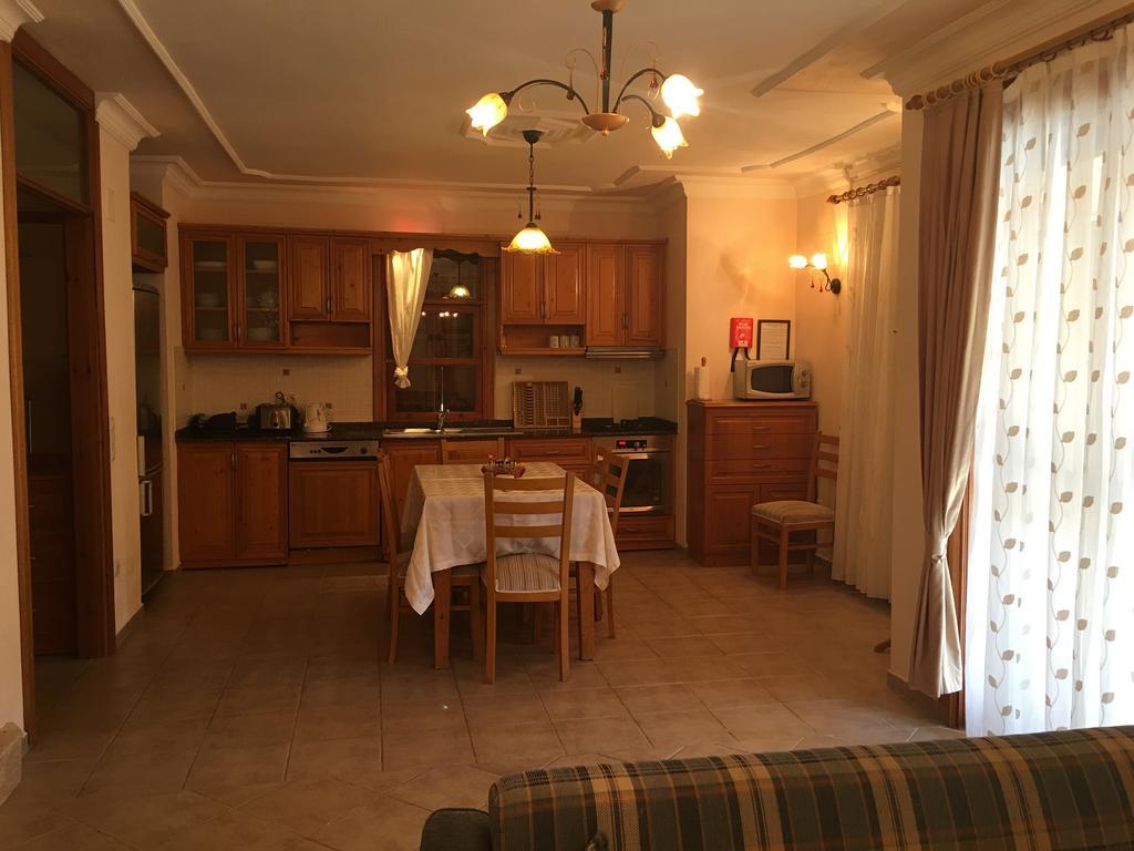 Üç Yatak Odalı Villa