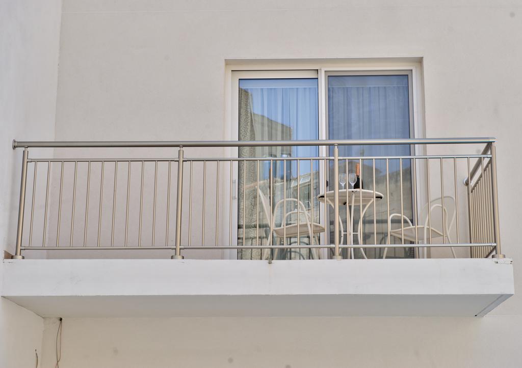 Duplex Studio with Balcony