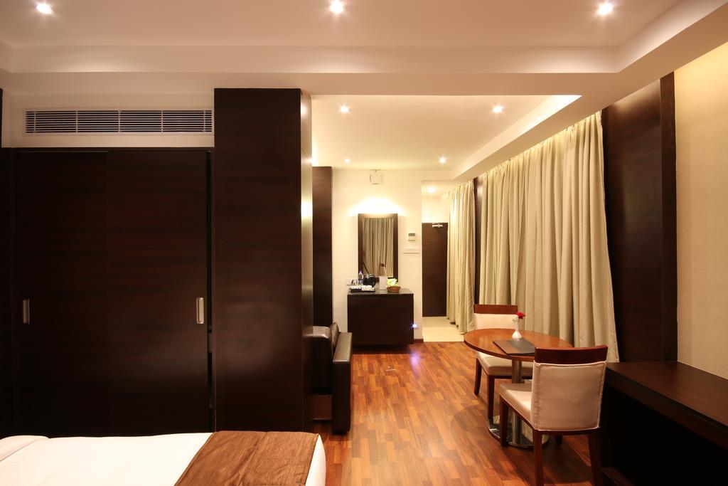 Superior King Room,435342372:JPEG