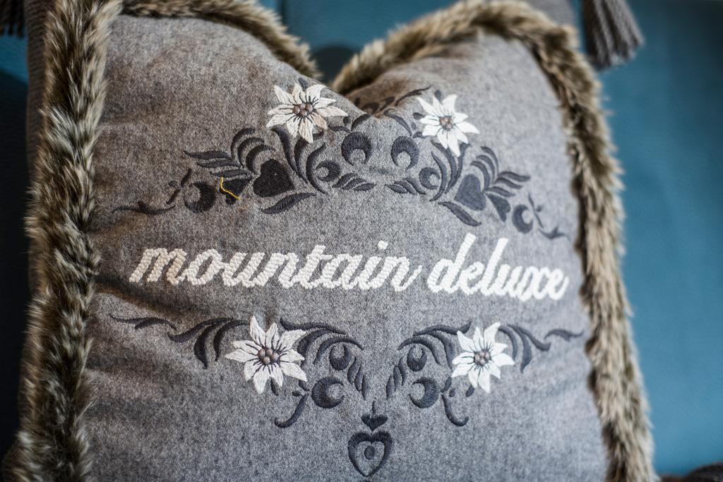 Two-Bedroom Apartment (Mountain Deluxe)