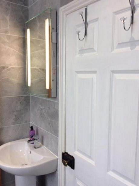 Double Room Private Bathroom