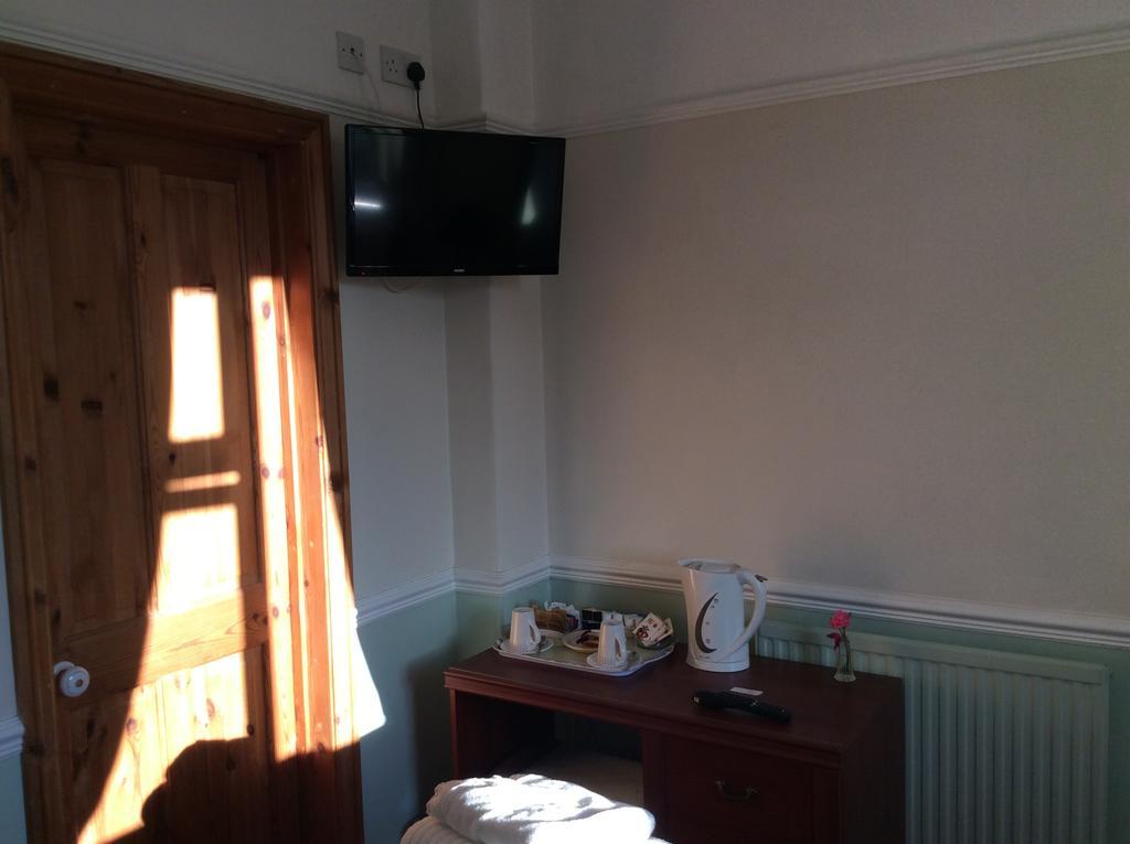 Double Room Private Bathroom