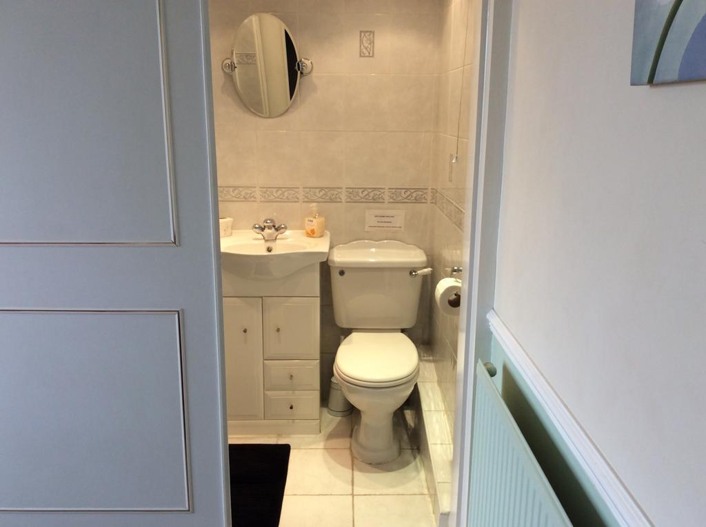 Triple Room Shower