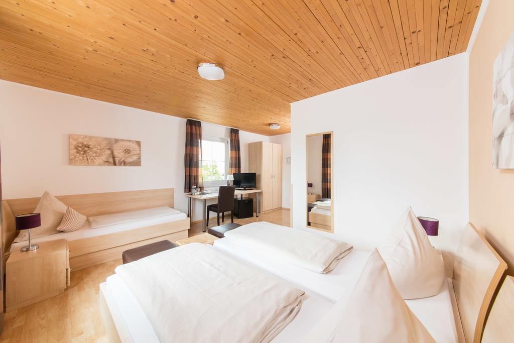 Standard Dreibettzimmer