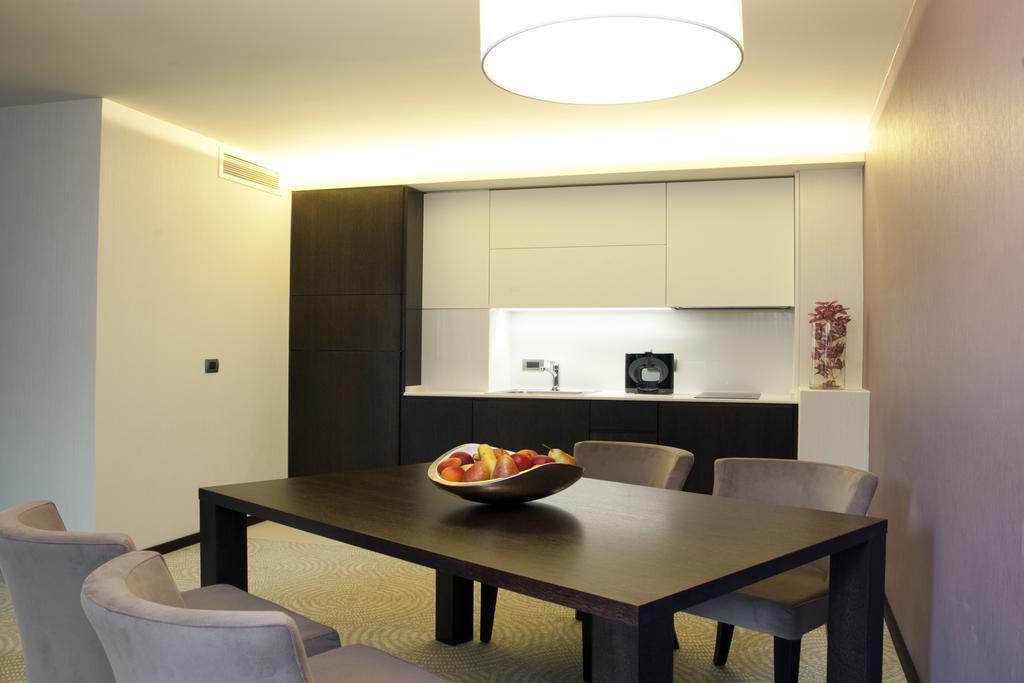 Junior Apartment,794024061:JPEG